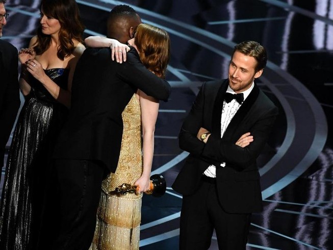 Nhầm lẫn tại Oscar 2017: Công ty kiểm phiếu xin lỗi
