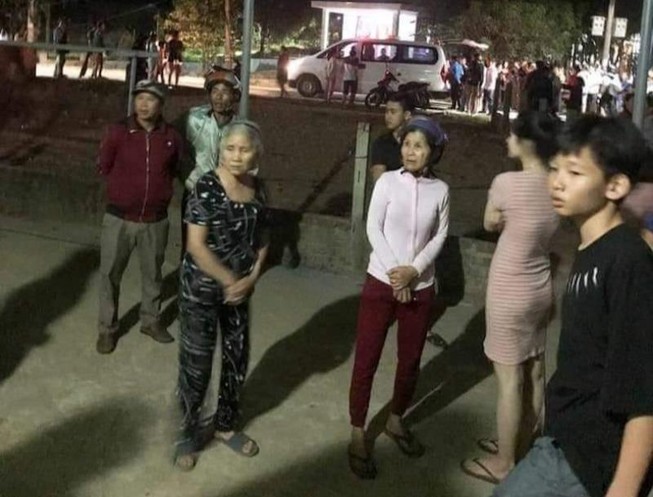 Nam thanh niên đâm cụ bà hàng xóm trọng thương