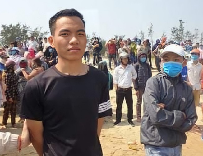 Khen tặng thanh niên 20 tuổi cứu 3 người bị đuối nước