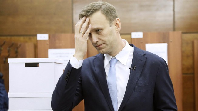 Báo Pháp: Tổng thống Putin nói ông Navalny ‘tự đầu độc mình’