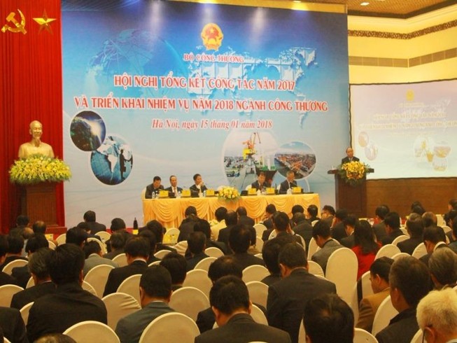 Thủ tướng: 'Ước gì chúng ta có 50 mặt hàng như thế'
