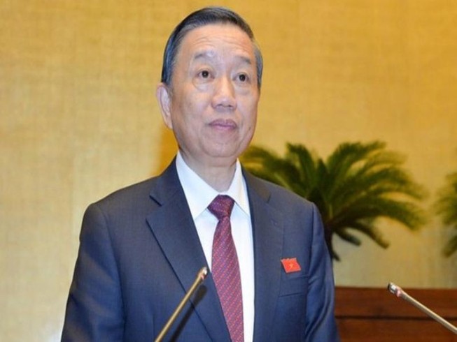 Luật Đặc xá: Chưa bồi thường cũng được đặc xá