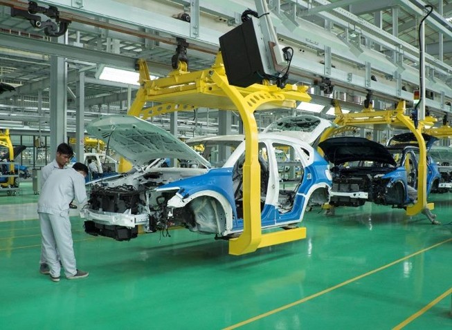 Thủ tướng: Nghiên cứu không áp thuế đối với ô tô điện