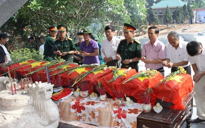 Bộ Lao động yêu cầu báo cáo vụ mộ liệt sĩ không có hài cốt