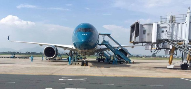 Đầu năm 2021, có trên 1.000 chuyến bay bị chậm và hủy chuyến