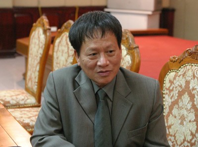 'Chặt cây xanh Hà Nội không phải hỏi dân'