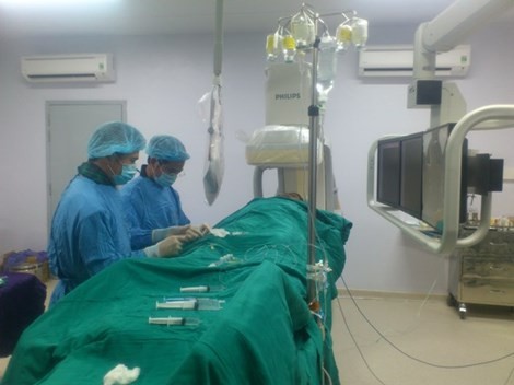 Dân hưởng lợi từ bệnh viện vệ tinh