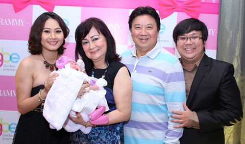 Bảo Quốc: 'Tôi và vợ vẫn hẹn hò như ngày mới yêu'