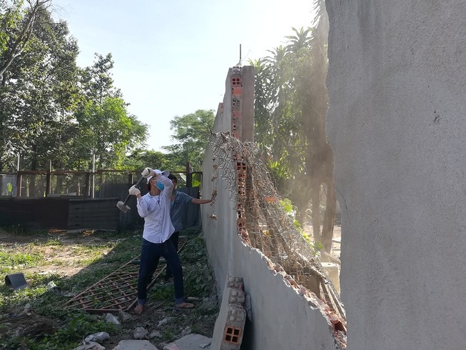Thủ Đức tiếp tục tháo dỡ nhiều công trình không phép