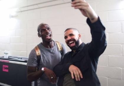 Pogba bí mật đến Manchester kiểm tra y tế trước trận MU gặp Leicester City
