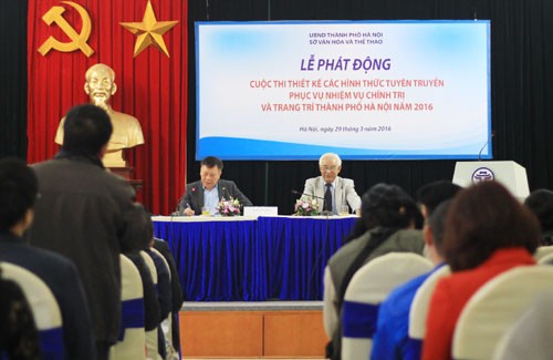 Trang trí đô thị: Bồi đắp nhiều cái giả, đèn lòe loẹt