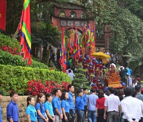 Phú Thọ có thể ngăn được nạn 'chặt chém' du khách ở lễ Giỗ tổ?