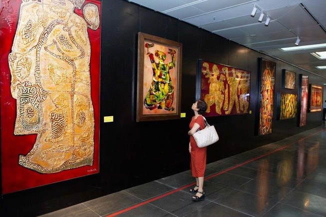 Khai mạc triển lãm 'Niệm', hướng thiện qua nét vẽ