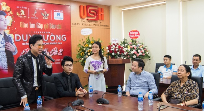 Ca sĩ Ngọc Sơn dặn con phải khiêm nhường, biết cúi đầu