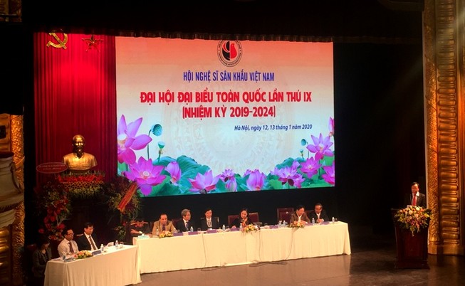Tác phẩm nghệ thuật không bằng lương bảo vệ doanh nghiệp
