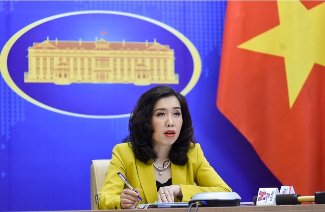 Việt Nam lên tiếng về tin tàu chiến Mỹ di chuyển ở Biển Đông