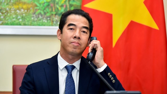 Việt Nam mong nước Anh tạo điều kiện cung ứng vắc xin