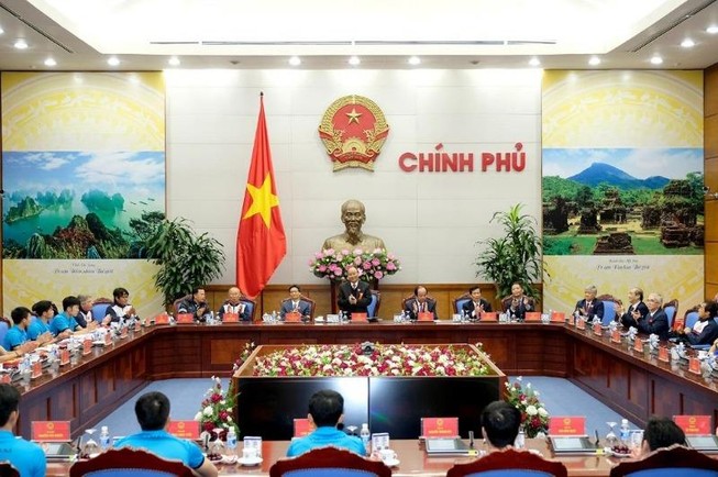 Chưa bao giờ tôi chờ đợi lâu mà vui như thế...