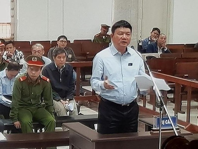 Ông Đinh La Thăng tự bào chữa trong gần 40 phút