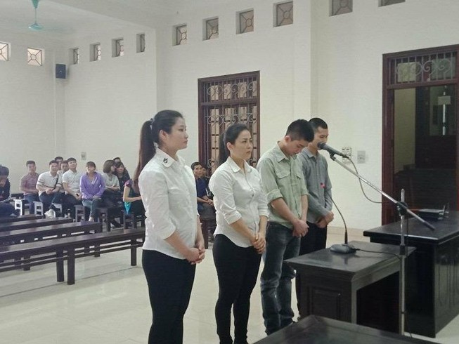 Kiểm tra hành chính phát hiện cả một 'ổ' ma túy