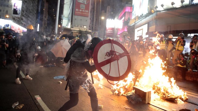 'Người biểu tình Hong Kong đã hết lý do để bạo loạn'