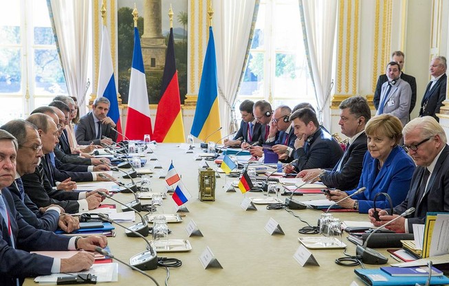 Ukraine chuẩn bị gì cho Hội nghị 'Bộ tứ Normandy' sắp tới?