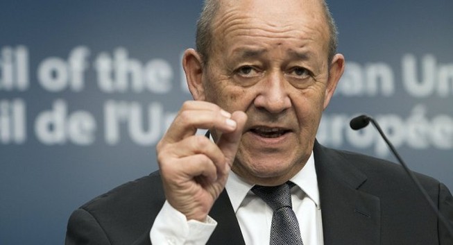Ngoại trưởng Pháp Jean-Yves Le Drian