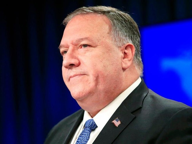 Ngoại trưởng Mỹ Mike Pompeo phát biểu trong một cuộc họp báo tại Bộ Ngoại giao ở Washington, ngày 10-11.