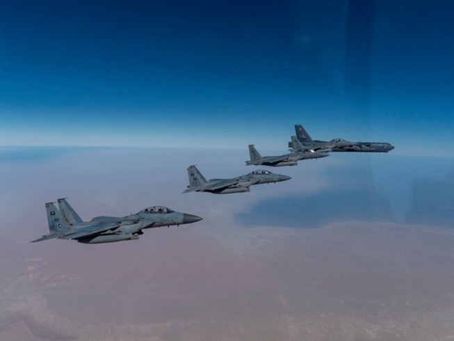 Máy bay ném bom chiến lược B-52. Ảnh: CENTCOM.