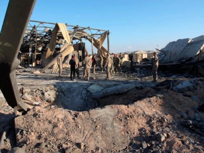 Các binh sĩ Mỹ tại khu vực căn cứ không quân Ain al-Asad bị Iran ném bom ở Anbar, ngày 13-1-2020.