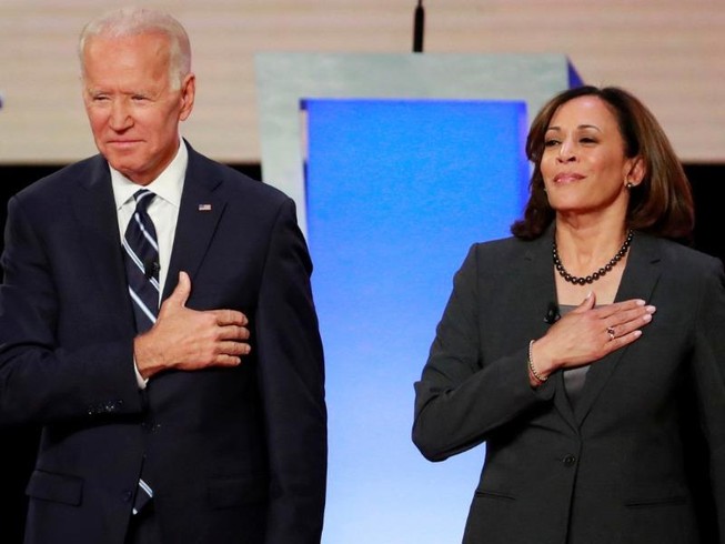 Ông Biden, bà Harris nỗ lực xoa dịu người Mỹ gốc Á
