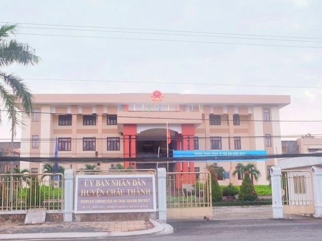 Lãnh đạo xã giúp dân 'trốn' thuế