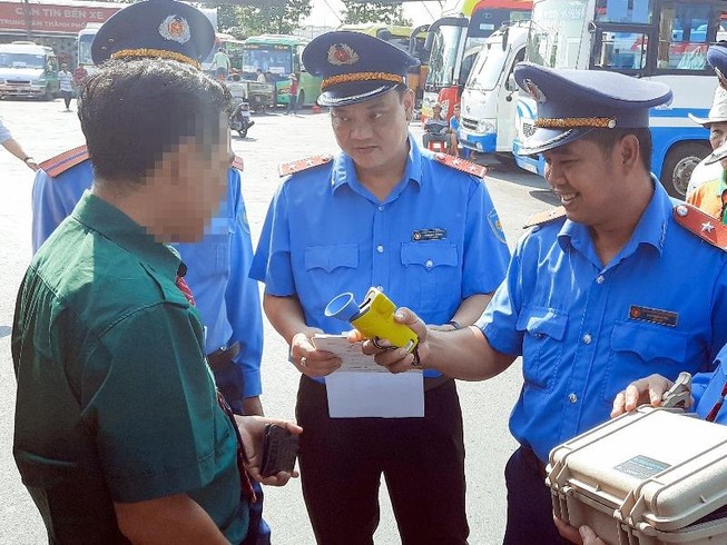 Cần Thơ trang bị máy phát hiện nồng độ cồn chỉ qua trò chuyện