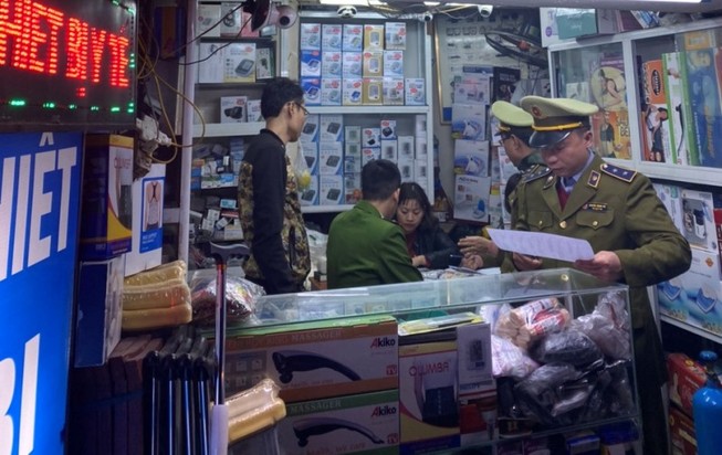 Xuất hiện việc tái chế bán lại khẩu trang y tế, rất nguy hiểm