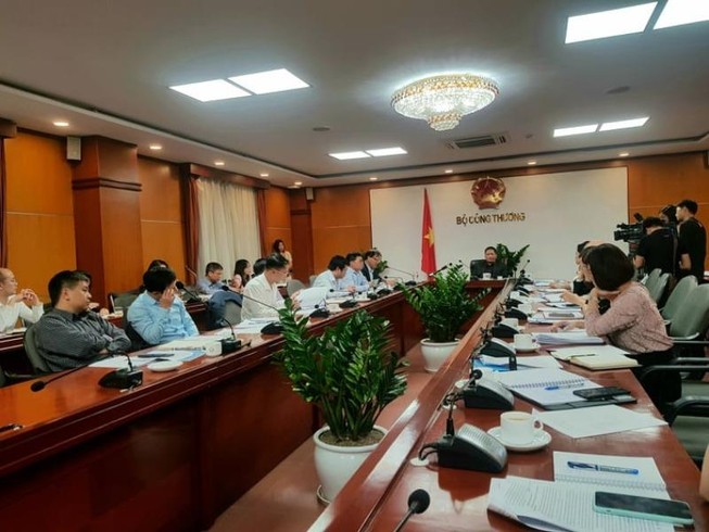 Họp khẩn đánh giá tác động của dịch COVID-19 đến kinh tế VN
