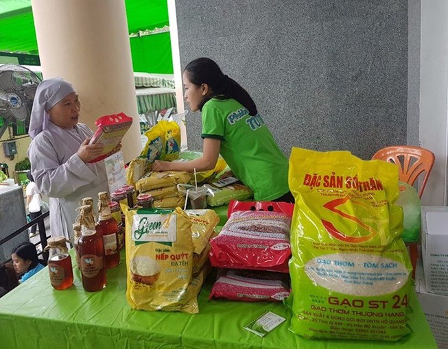 Ông Hồ Quang Cua: Xin đừng bôi bác gạo Việt Nam