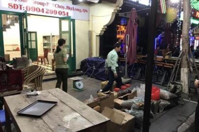 Giải cứu 2 du khách bị 'chặt chém' ở Hạ Long