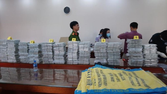 Chuyện chưa kể về đường dây ma túy ‘siêu khủng’ qua TP.HCM