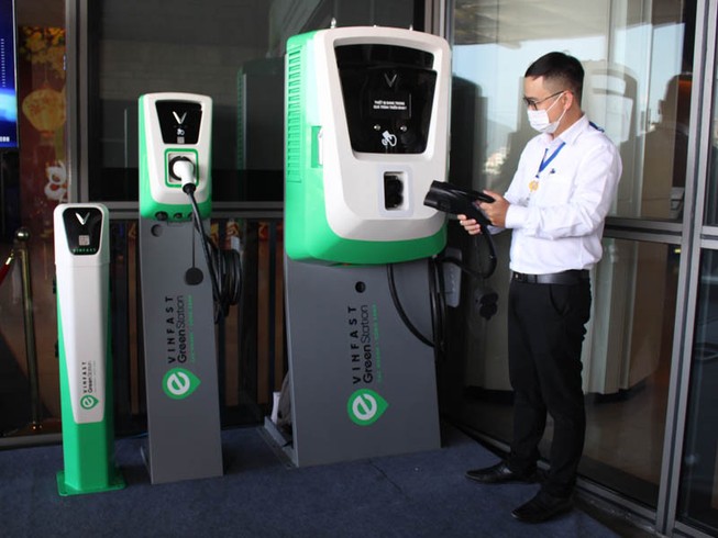 Đà Nẵng xây dựng 300 trạm sạc và khuyến khích mua sắm xe điện