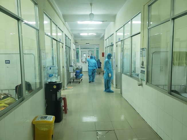 Đà Nẵng: Khen thưởng đột xuất cá nhân, tập thể chống COVID-19