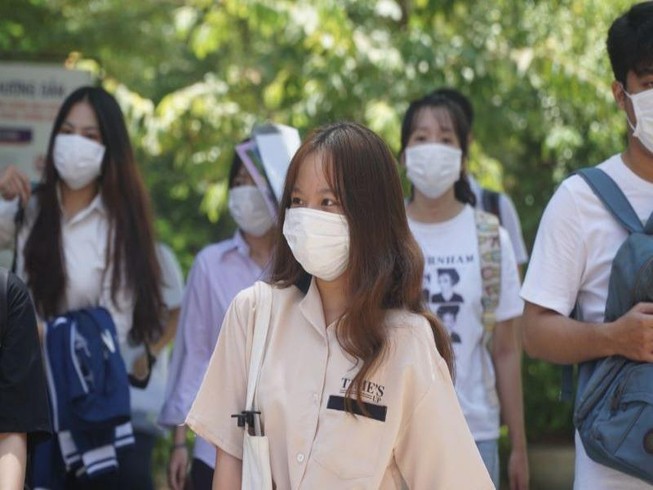 Sinh viên ĐH Đà Nẵng trở lại trường học tập từ 1-3