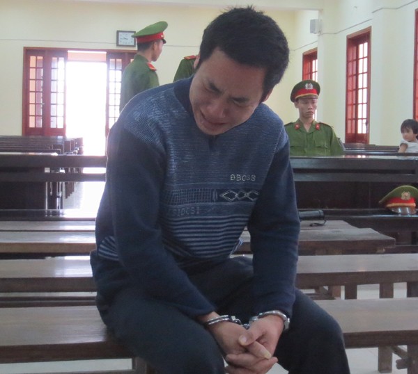 Uống rượu say, toan ra tay giết vợ