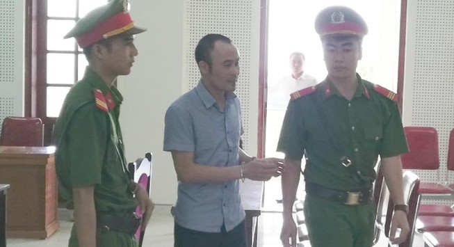 'Chạy' vào ngành công an mất hơn 600 triệu đồng