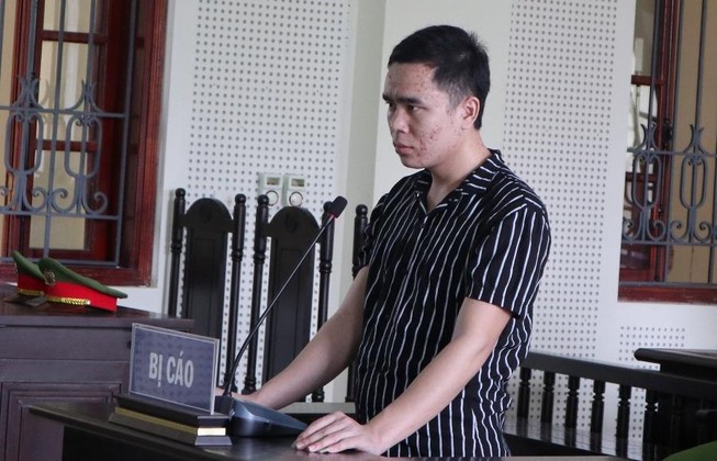 Chồng tố vợ quấn ma túy vào bụng giả bà bầu