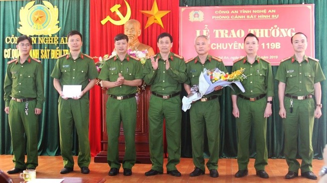 Phá đường dây cá cược bóng đá 196 tỉ đồng qua mạng