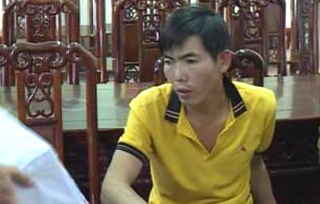 Truy đuổi đối tượng ôm 4 bánh heroin, 3 kg ma túy đá vào Nam
