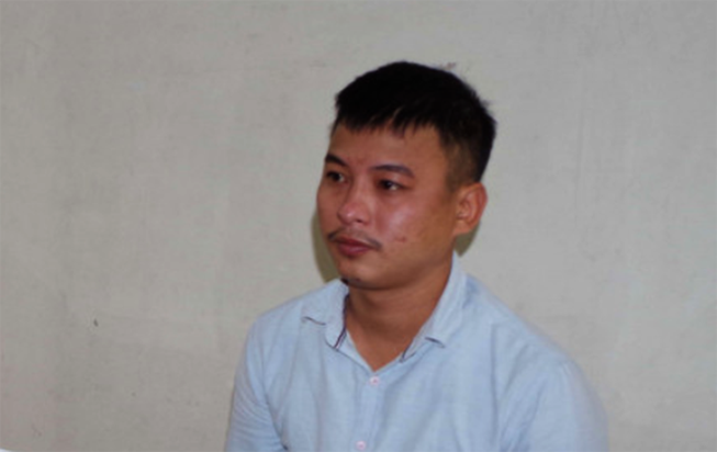 Gây thương tích cho cha sau khi uống rượu ở đám ma