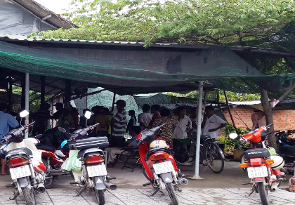 Tối nhậu, sáng thấy người nằm chết dưới mương gần quán