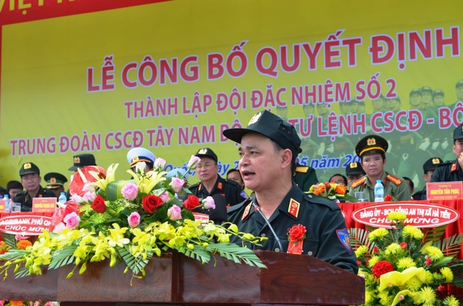 Trung tướng Phạm Quốc Cương - Tư lệnh CSCĐ (ảnh X.M)