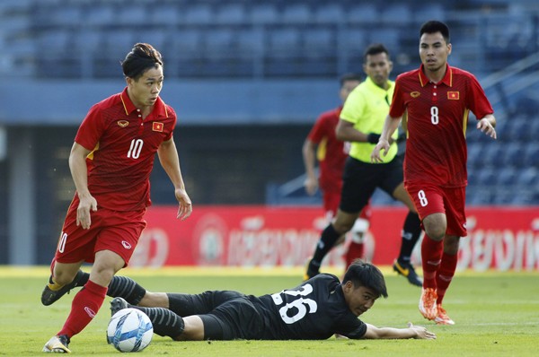 Thầy Park bất ngờ loại 4 cầu thủ U-23
